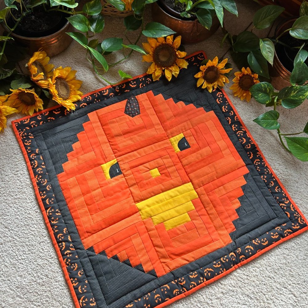 Patchwork Halloween Jack-O-Lantern Wall Hanging - Picture 8 of 15